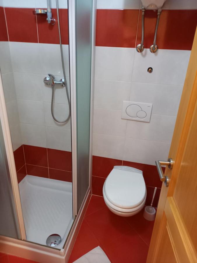 Apartment Valerija Baška Eksteriør billede