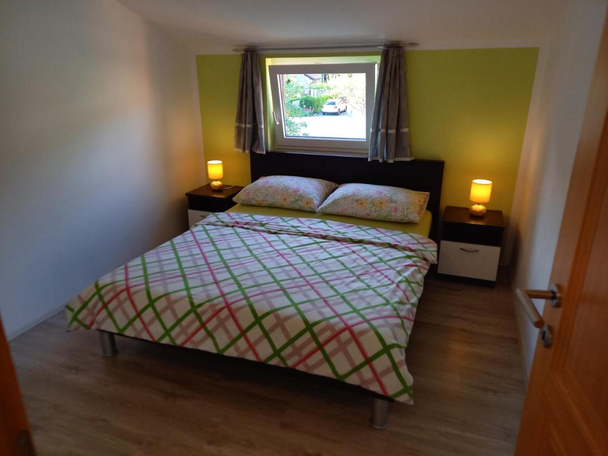 Apartment Valerija Baška Eksteriør billede